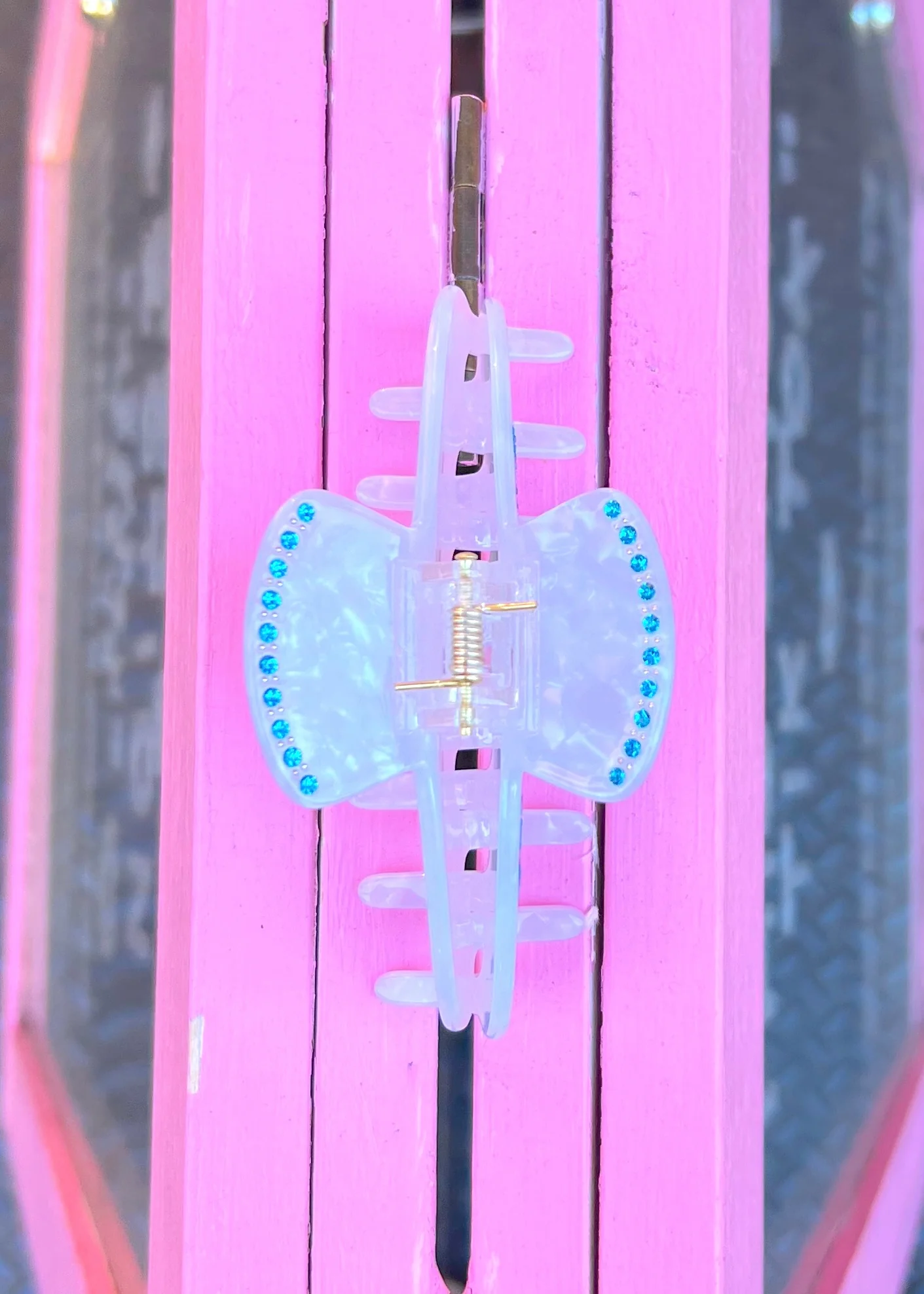 New York Blue Studded Ivory Hair Clip - Image 3